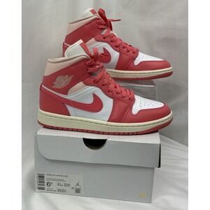 Air Jordan 1 Mid‎ Strawberries Pink and Cream BQ6472-186 Women Size 6.5